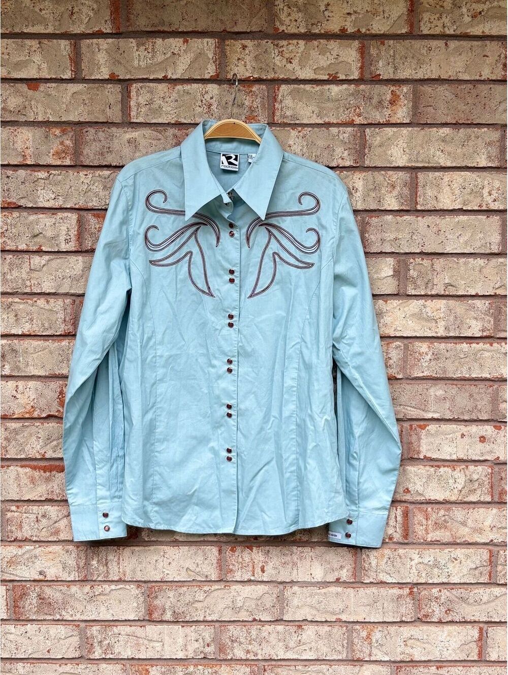 NWT Rockies Light Blue Western Embroidered Pear Snap